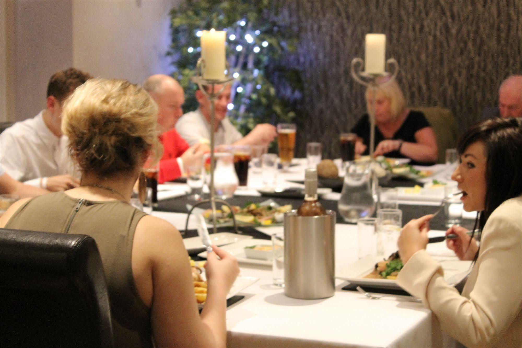 Andover House Hotel & Restaurant - Adults Only เกรทยาร์มัธ ภายนอก รูปภาพ